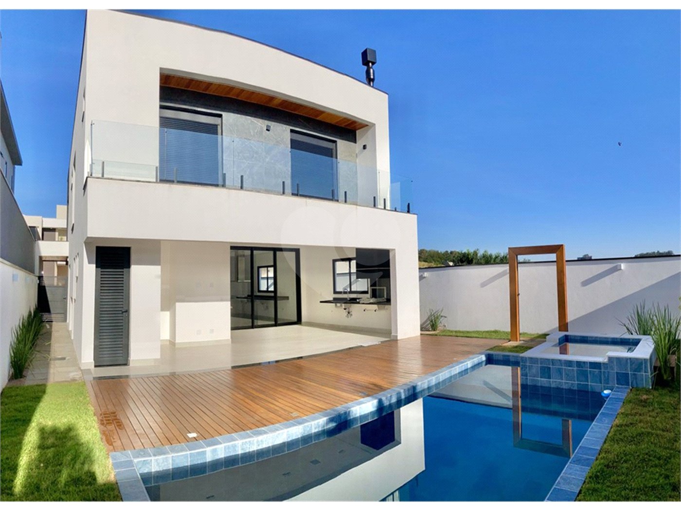 Casa à venda com 3 suítes em Residencial Village das Flores, Jundiaí, SP