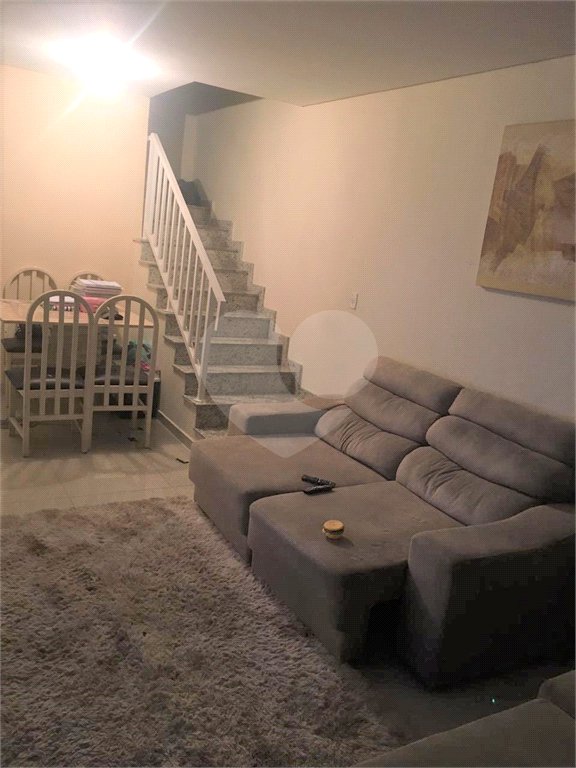 Sobrado à venda com 3 quartos, sendo 1 suíte, em Jardim Ana Rosa, São Paulo, SP