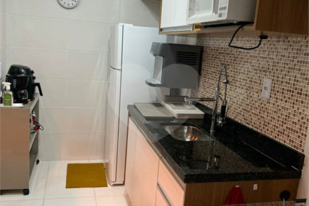 Apartamento à venda com 2 quartos, sendo 1 suíte, no Centro, Mongaguá, SP