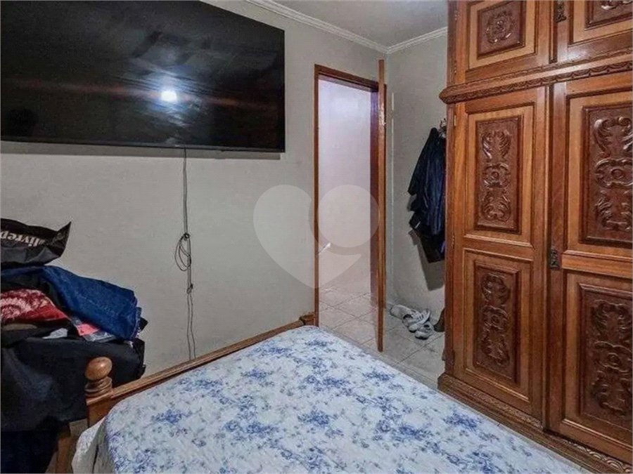 Casa à venda com 3 quartos em Jardim Marisa, São Paulo, SP