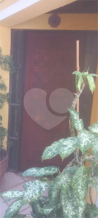 Casa à venda com 3 quartos, sendo 1 suíte,  em Vila Augusta, Guarulhos, SP
