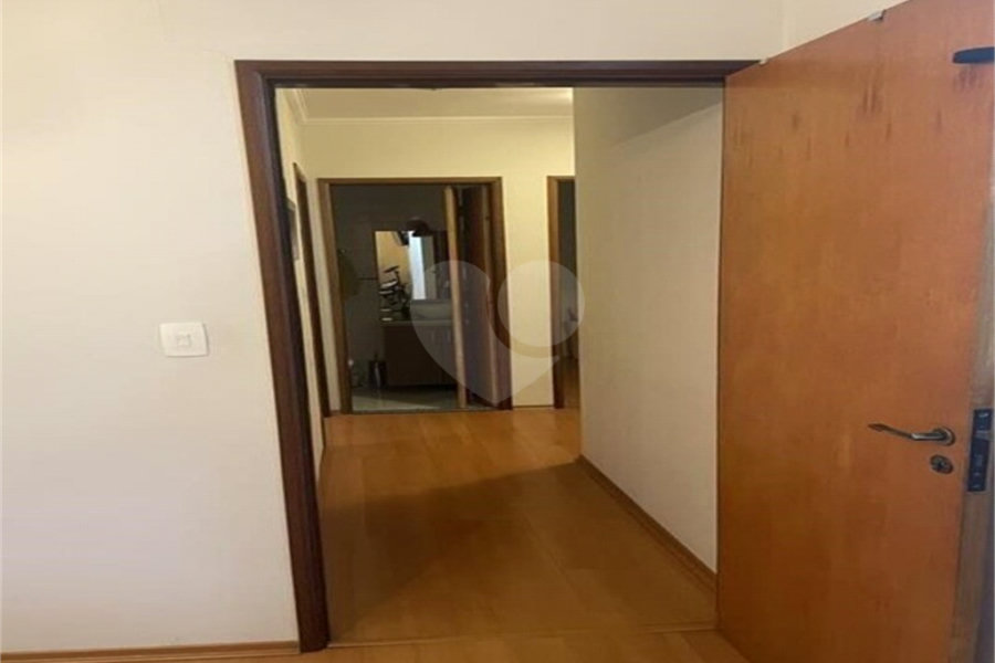 Casa à venda com 3 quartos, sendo 1 suíte, no condomínio Beatriz, São Paulo - SP