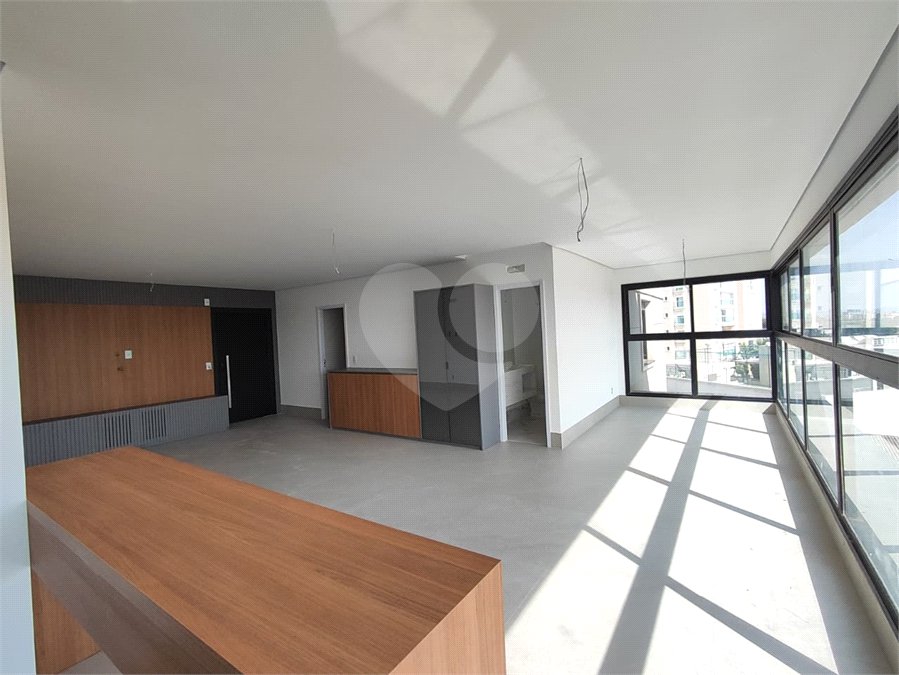 Apartamento à venda com 3 suítes em Vila Castelo Branco, Indaiatuba, SP