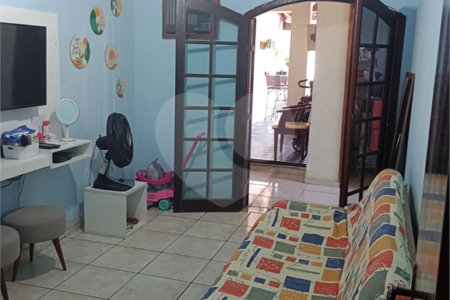 Casa à venda ou para alugar com 3 quartos, sendo 1 suíte, em Campo Grande, Rio de Janeiro, RJ