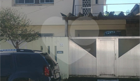 Casa à venda com 4 quartos em Campo Grande, Rio de Janeiro, RJ