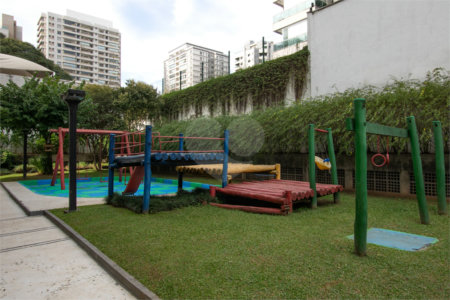 Apartamento à venda com 2 quartos, sendo 1 suíte,  em Indianópolis, São Paulo, SP