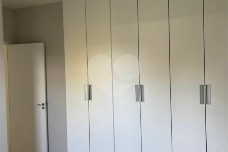 Apartamento Crystal Palace á venda