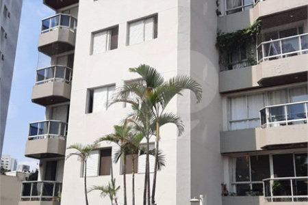 Apartamento à venda com 3 quartos, sendo 1 suíte, em Jardim Marajoara, São Paulo, SP