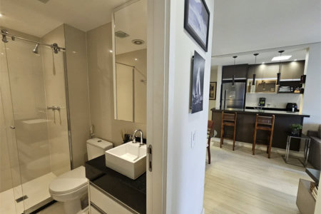 Apartamento para alugar com 2 quartos, sendo 1 suíte, em Jardim das Acácias, São Paulo, SP