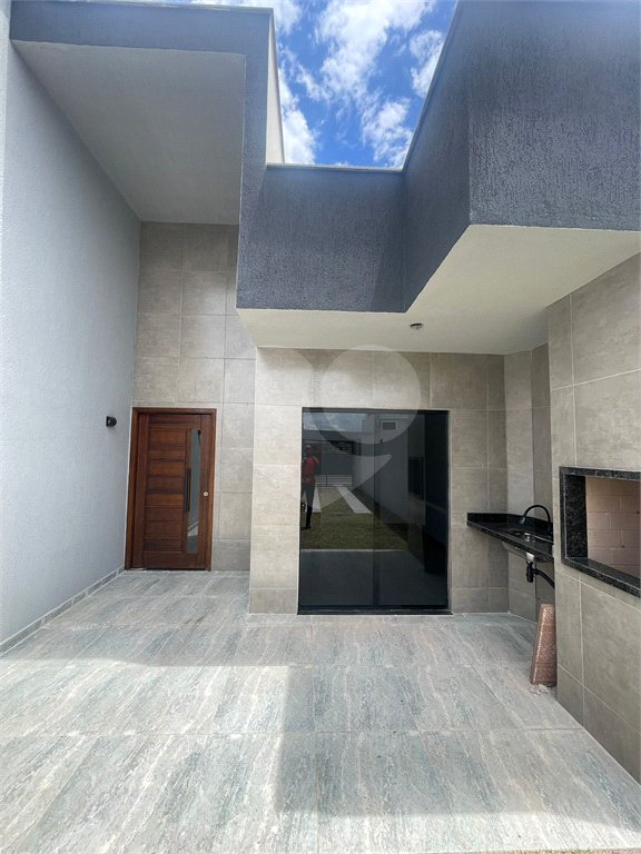 Casa à venda com 2 quartos, sendo 1 suíte, no condomínio Parque Guará, Rio de Janeiro - RJ