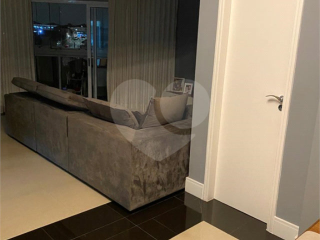 Apartamento à venda com 3 suítes em Santana, São Paulo, SP