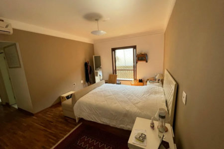 Casa à venda com 4 quartos, sendo 1 suíte,  em Vila Morumbi, São Paulo, SP