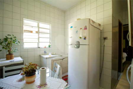 Sobrado à venda com 4 quartos em Vila Brasilina, São Paulo, SP