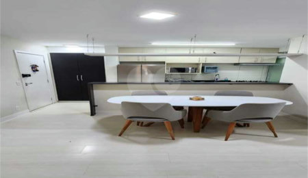 Apartamento à venda com 2 quartos, sendo 1 suíte,  em Parque Reboucas, São Paulo, SP