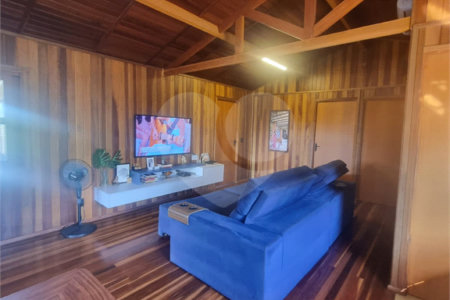 Chácara à venda com 3 quartos, sendo 1 suíte, em Recanto Campestre Internacional de Viracopos Gleba 6, Indaiatuba, SP