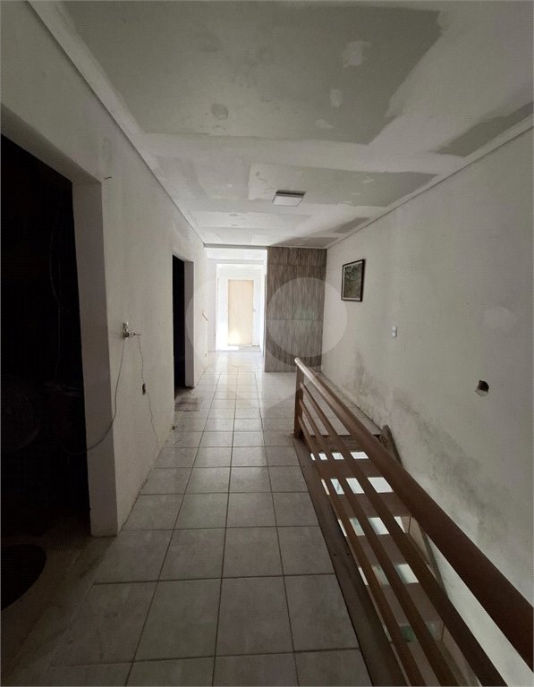 Casa à venda com 6 quartos, sendo 1 suíte,  em Vila Vitória, Mogi das Cruzes, SP