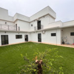 Casa à venda com 3 suítes no condomínio Residencial Maria Dulce, Indaiatuba - SP