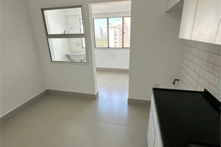 Apartamento à venda com 3 quartos, sendo 2 suítes, em Jardim Ampliação, São Paulo, SP
