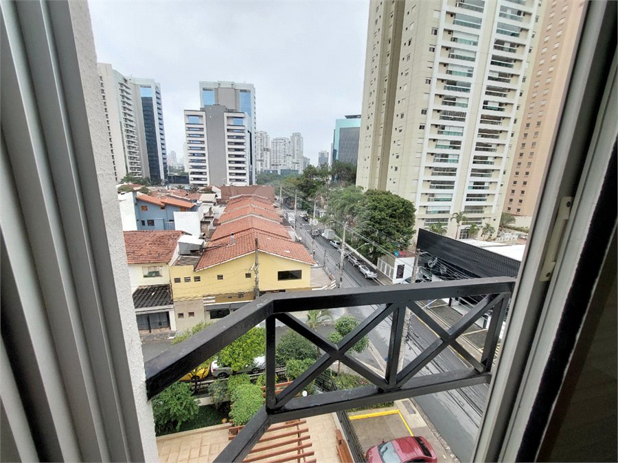 Apartamento à venda com 2 suítes em Vila Gertrudes, São Paulo, SP
