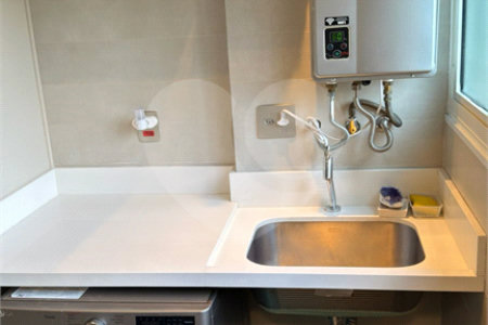 Apartamento à venda com 3 quartos, sendo 1 suíte,  em Jardim Paulista, São Paulo, SP