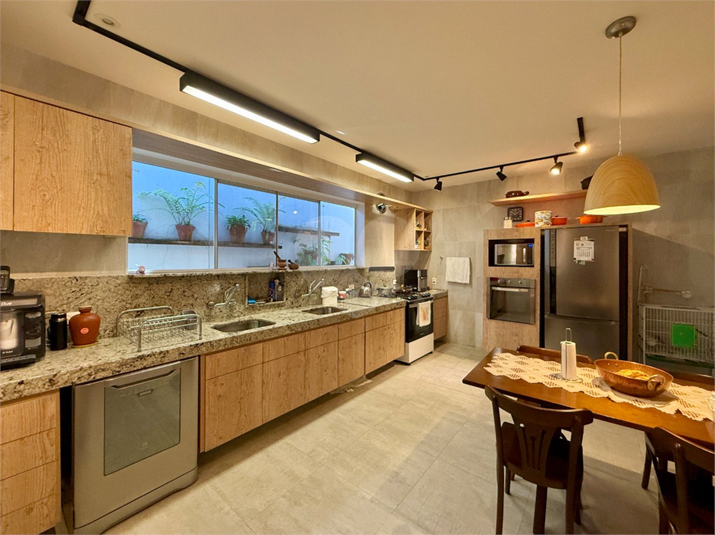 Casa de Vila à venda com 4 suítes em Alto da Boa Vista, São Paulo, SP