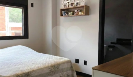 Casa à venda com 3 suítes em Pinheirinho, Vinhedo, SP