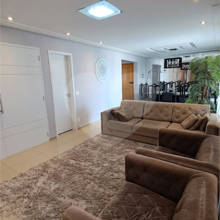 Apartamento à venda com 3 quartos, sendo 1 suíte,  no Centro, São Bernardo do Campo, SP