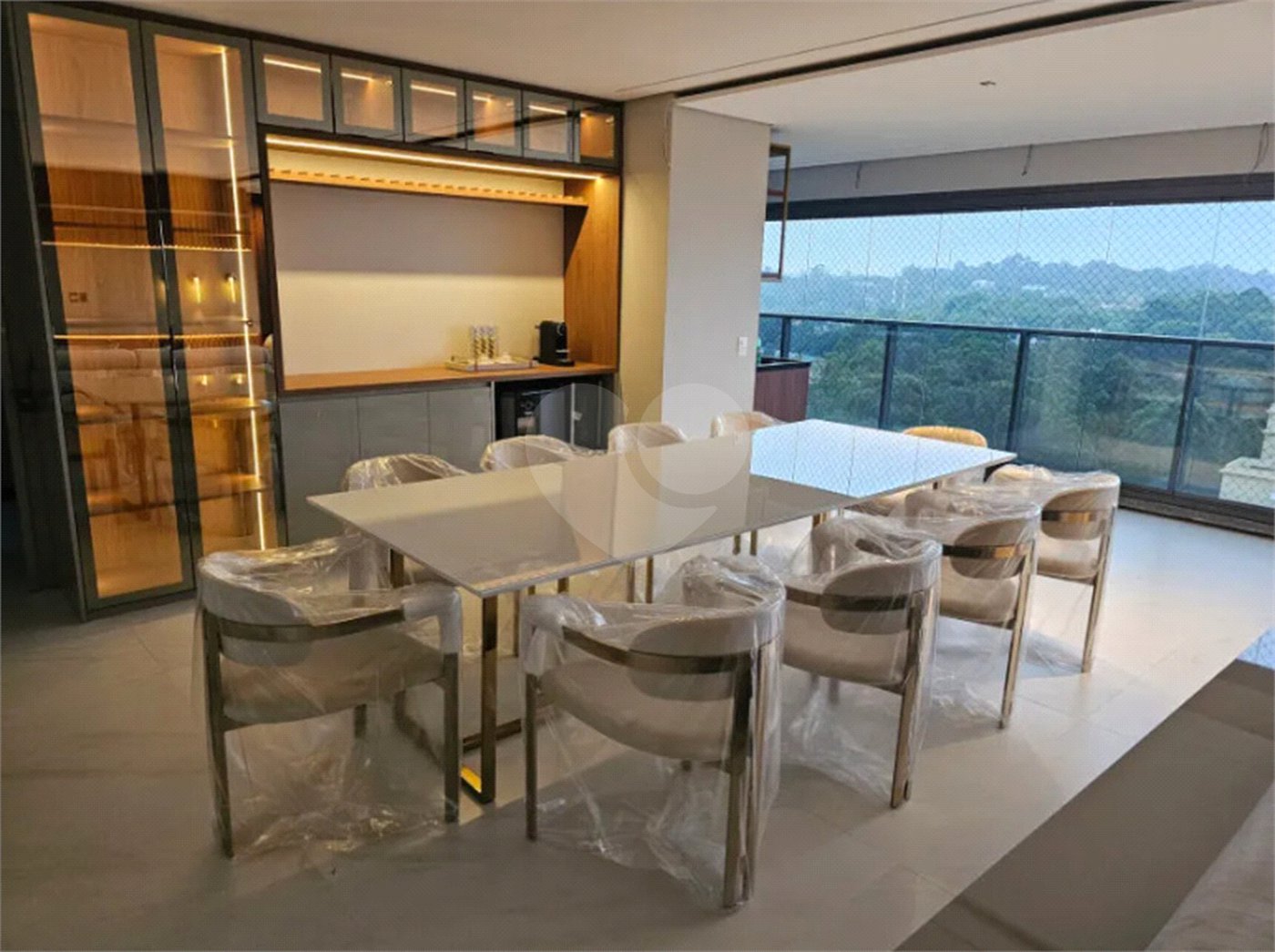 Apartamento à venda com 3 suítes em Jardim Morumbi, São Paulo, SP