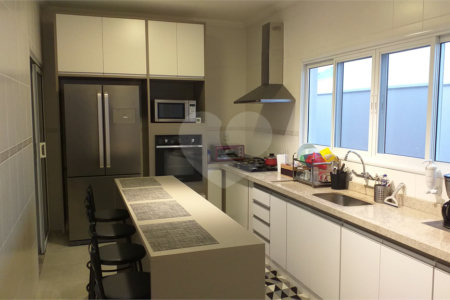 Casa à venda com 3 suítes no condomínio Jardim Reserva Bom Viver de Indaiatuba, Indaiatuba - SP