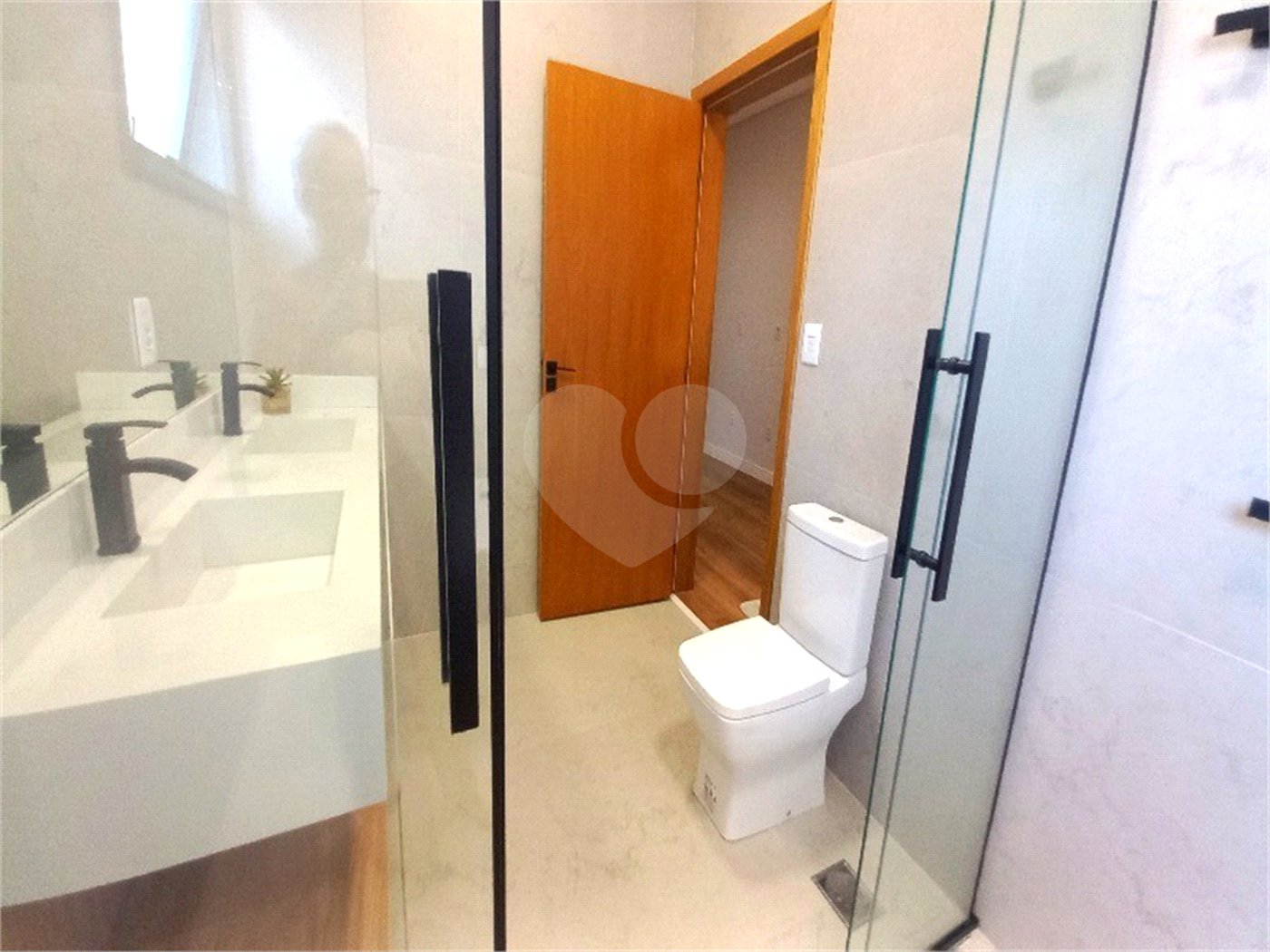 Casa à venda com 4 suítes no condomínio Terra Magna, Indaiatuba - SP