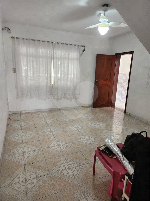 Sobrado à venda com 3 quartos em Vila Dalila, São Paulo, SP