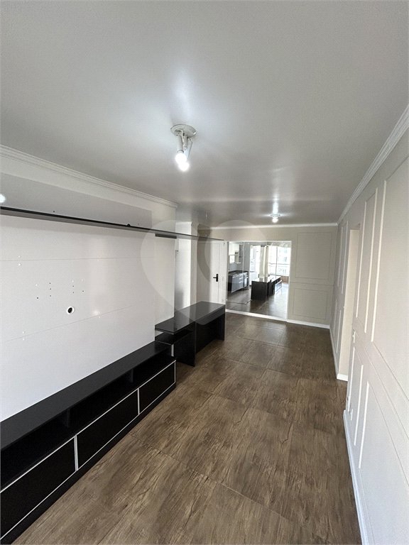 Apartamento à venda com 3 quartos, sendo 1 suíte, em Jardim Umarizal, São Paulo, SP