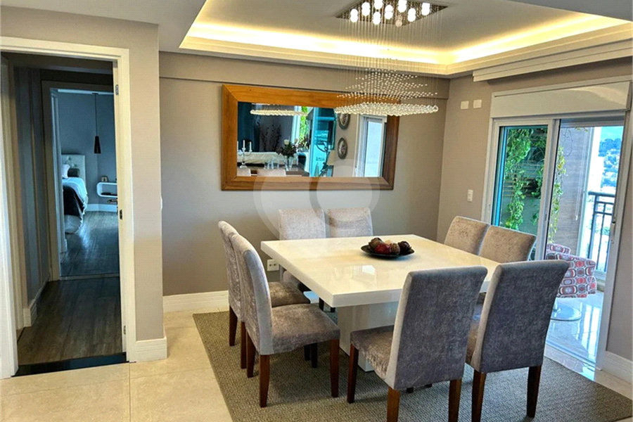 Apartamento à venda com 3 suítes em Vila Rosalia, Guarulhos, SP
