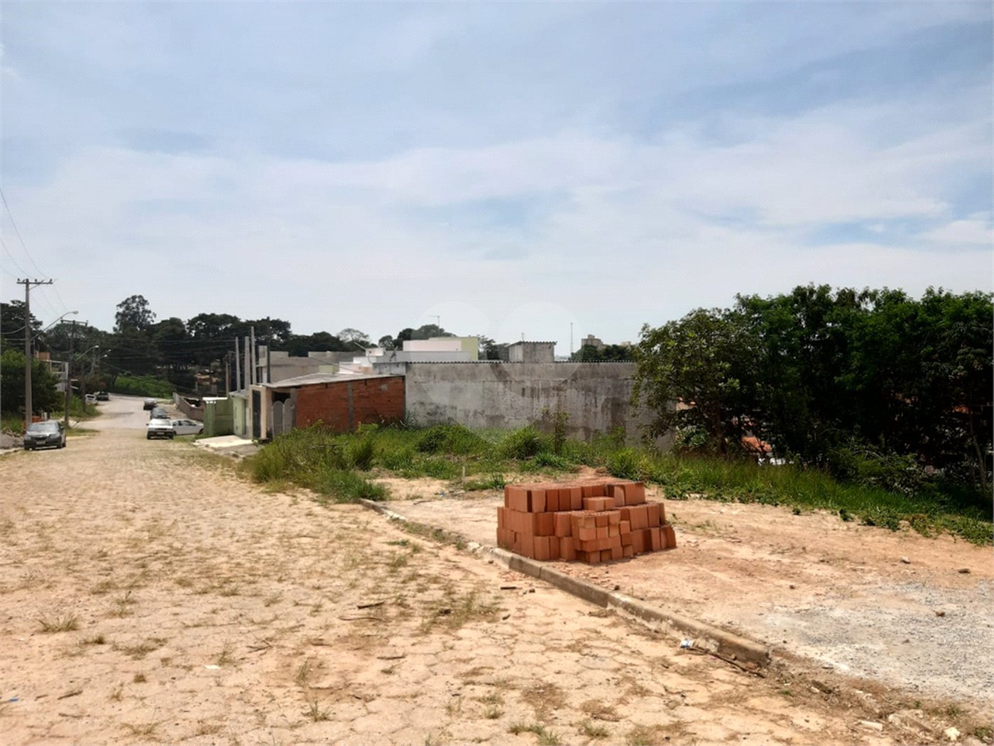 Terreno à venda em Parque Santa Márcia, Votorantim, SP