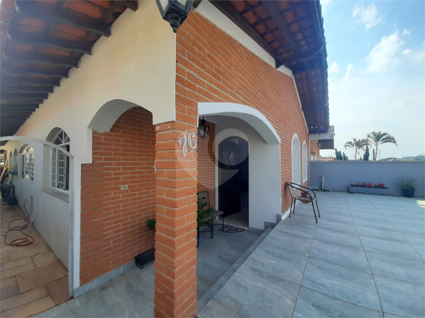 Casa à venda com 3 quartos, sendo 1 suíte, no Centro, Vinhedo, SP