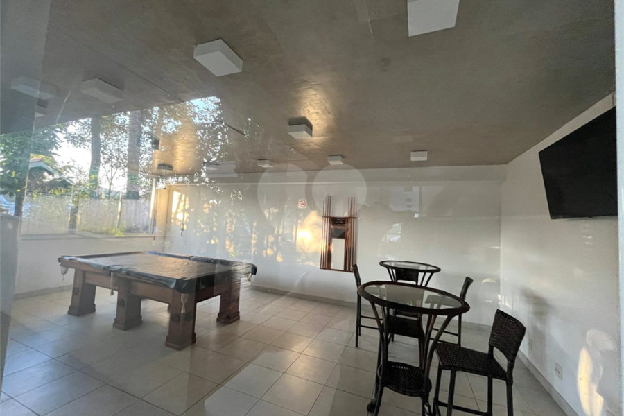 Casa à venda com 3 suítes no condomínio Domus, São Paulo - SP