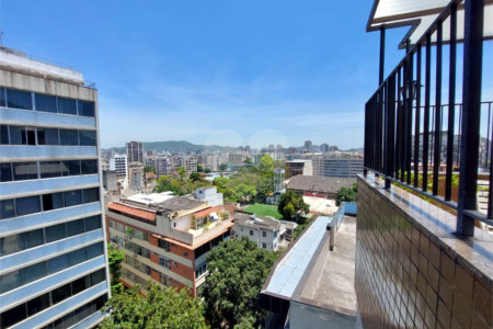 Cobertura à venda com 4 quartos, sendo 1 suíte, em Tijuca, Rio de Janeiro, RJ