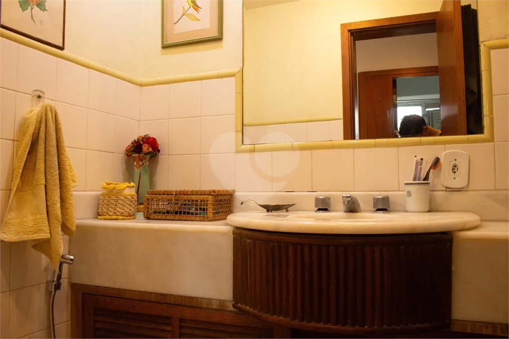 Apartamento à venda com 3 quartos, sendo 1 suíte, em Copacabana, Rio de Janeiro, RJ