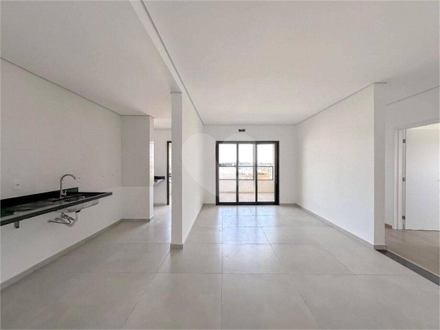 Apartamento à venda com 3 suítes em Vila Lucy, Sorocaba, SP