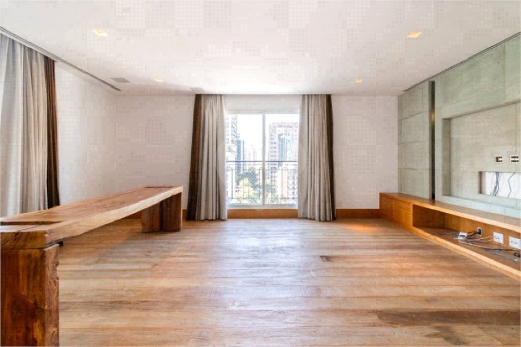 Apartamento à venda com 2 suítes em Itaim Bibi, São Paulo, SP
