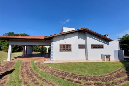 Casa à venda com 4 suítes no condomínio Monte Belo, Salto - SP