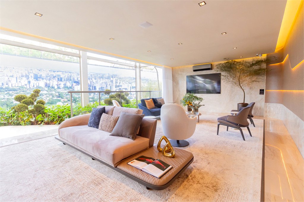 Apartamento à venda com 4 suítes em Pinheiros, São Paulo, SP