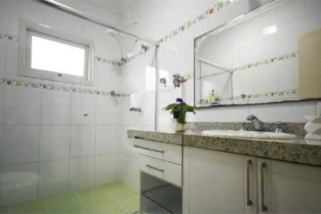Casa à venda com 5 suítes em Jardim Londrina, São Paulo, SP