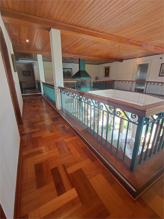 Casa à venda com 4 suítes no condomínio Ville Bourghese, São Paulo - SP