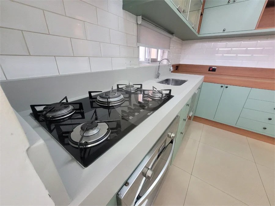 Casa à venda com 3 quartos, sendo 1 suíte, no condomínio Arte de Viver, Sorocaba - SP