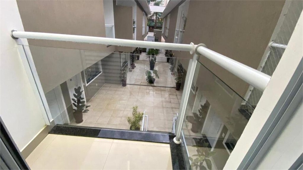 Casa à venda com 3 quartos, sendo 1 suíte, no condomínio Garden Village, São Paulo - SP