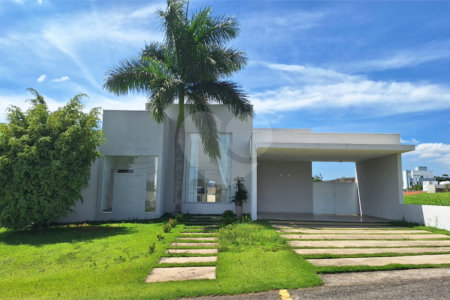 Casa à venda com 4 quartos, sendo 3 suítes,  no condomínio Fazenda Alta Vista, Salto de Pirapora - SP
