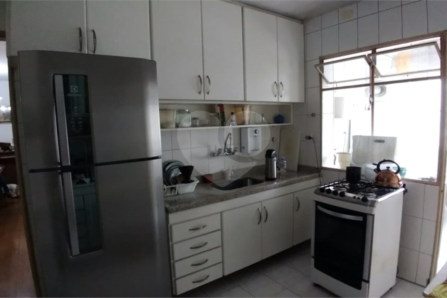 Apartamento à venda com 3 quartos, sendo 1 suíte, em Pinheiros, São Paulo, SP