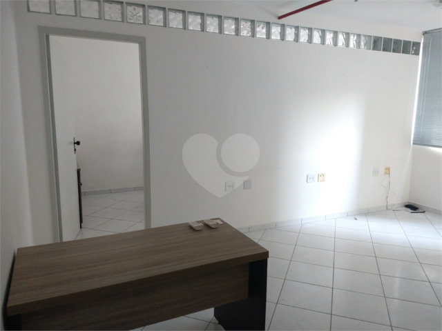 Sala à venda com 1 quarto em Vila Olímpia, São Paulo, SP