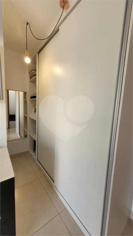 Casa à venda com 2 suítes no condomínio Residencial Sophia, São Paulo - SP